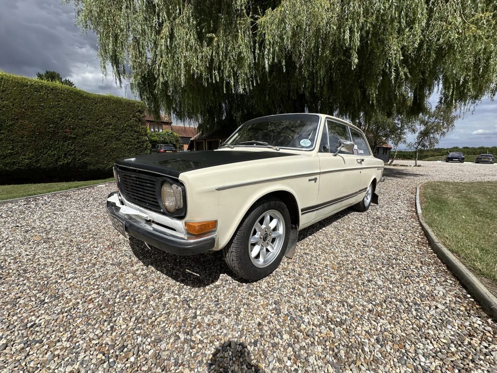 Volvo 142 Historic Rally Car