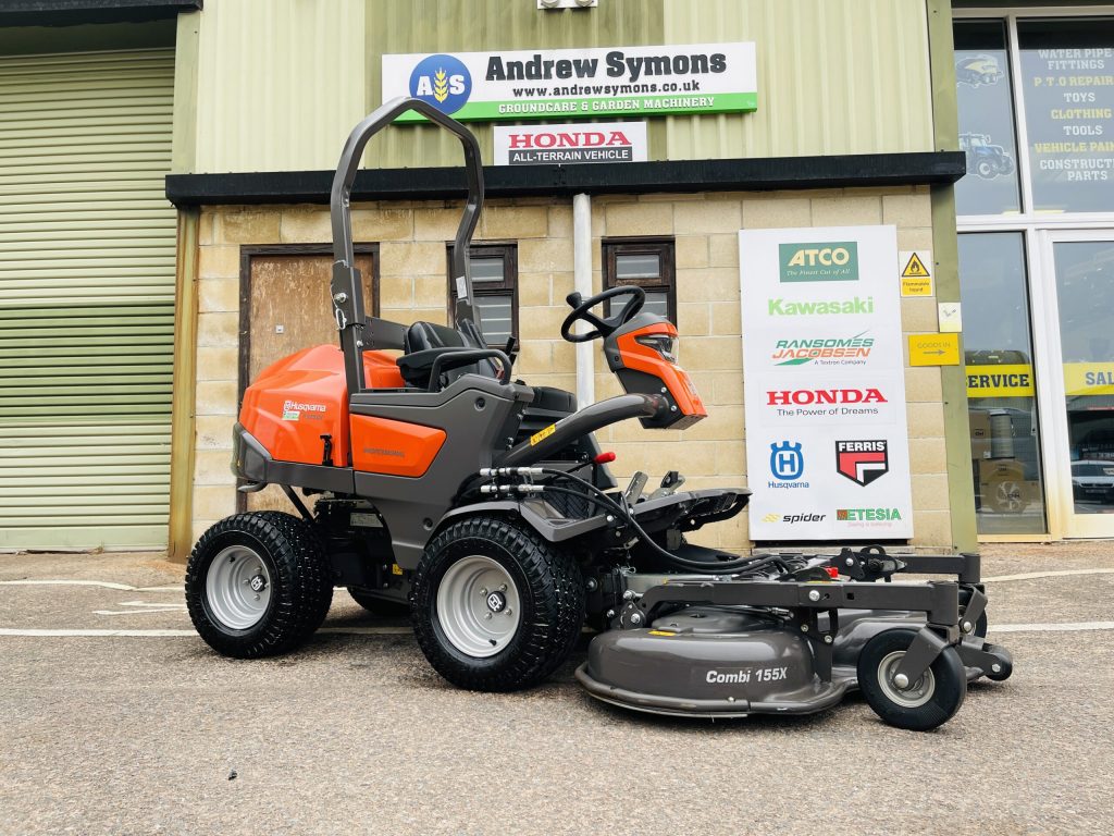 Husqvarna P525DX Commercial Ride-on Mower