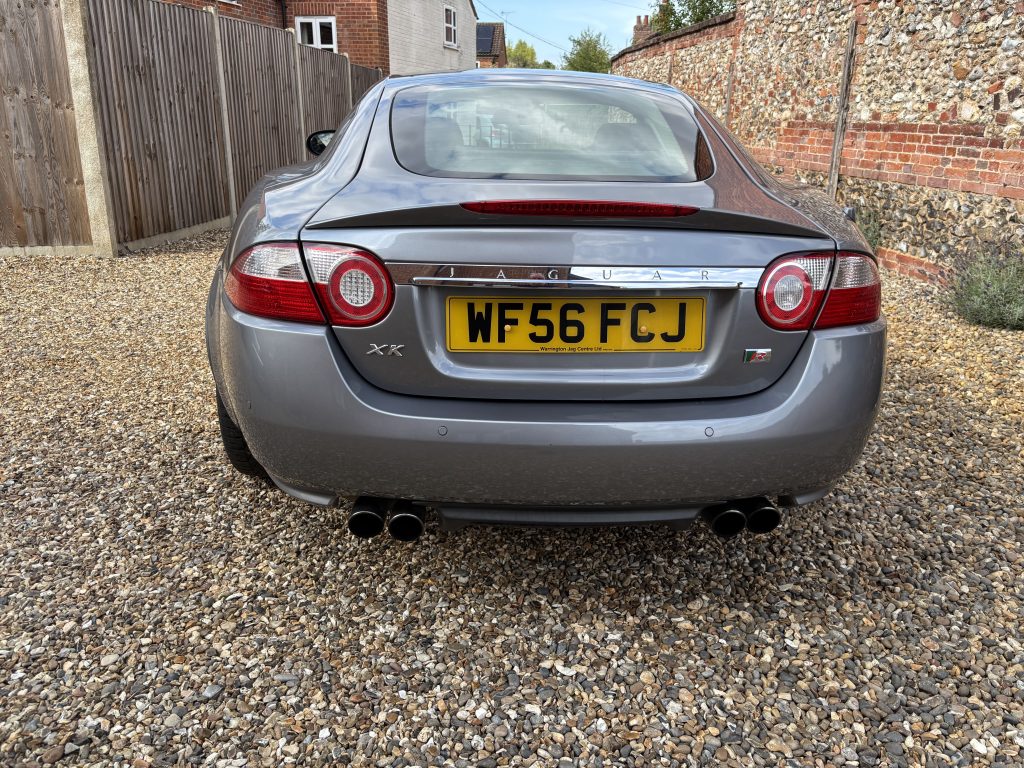 Jaguar XKR 4.2 V8 2006 Supercharged Coupe Auto 420 PS