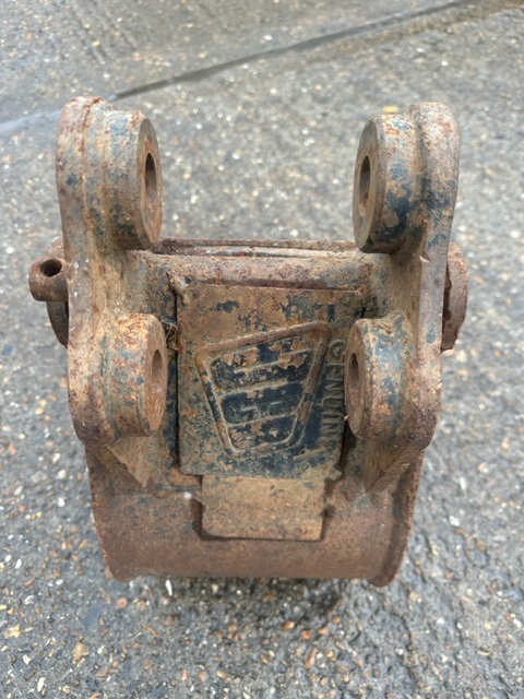 JCB 9 Inch Bucket