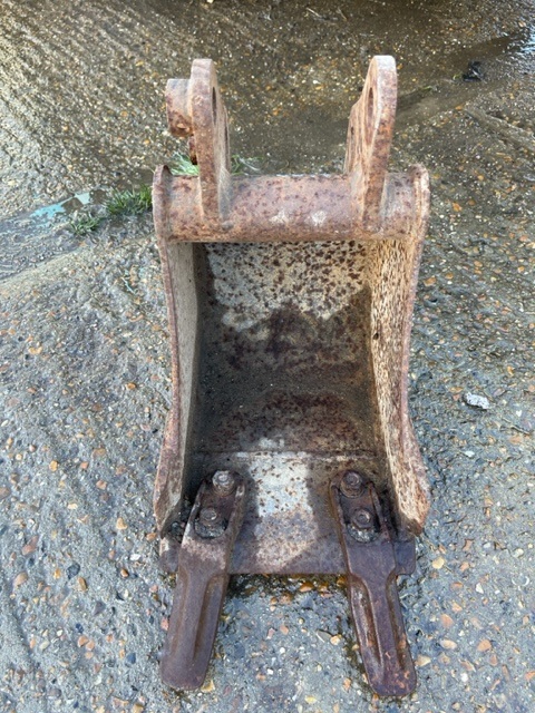8 Inch MIni Digger Bucket