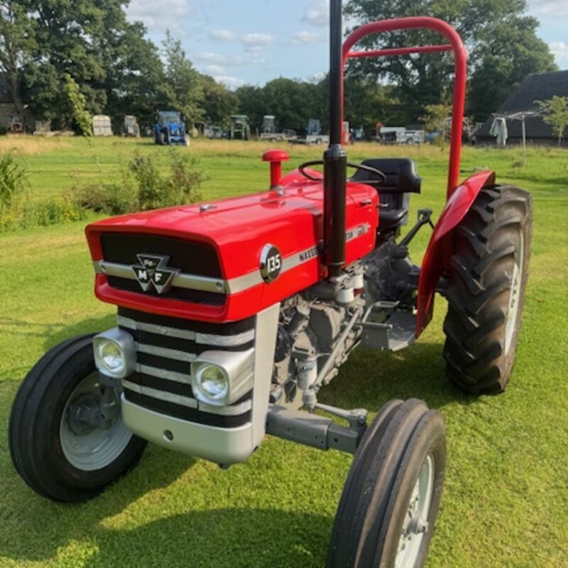 Massey Ferguson 135 Tractor