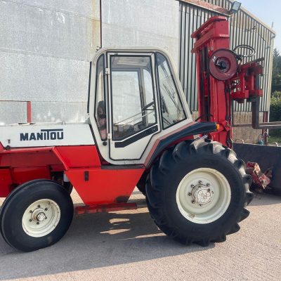 Manitou M226 CP Masted Forklift