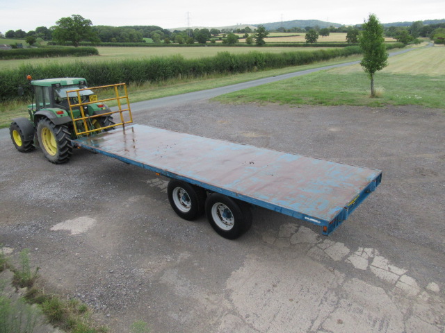 Warwick bale trailer