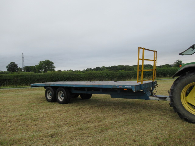 Warwick bale trailer