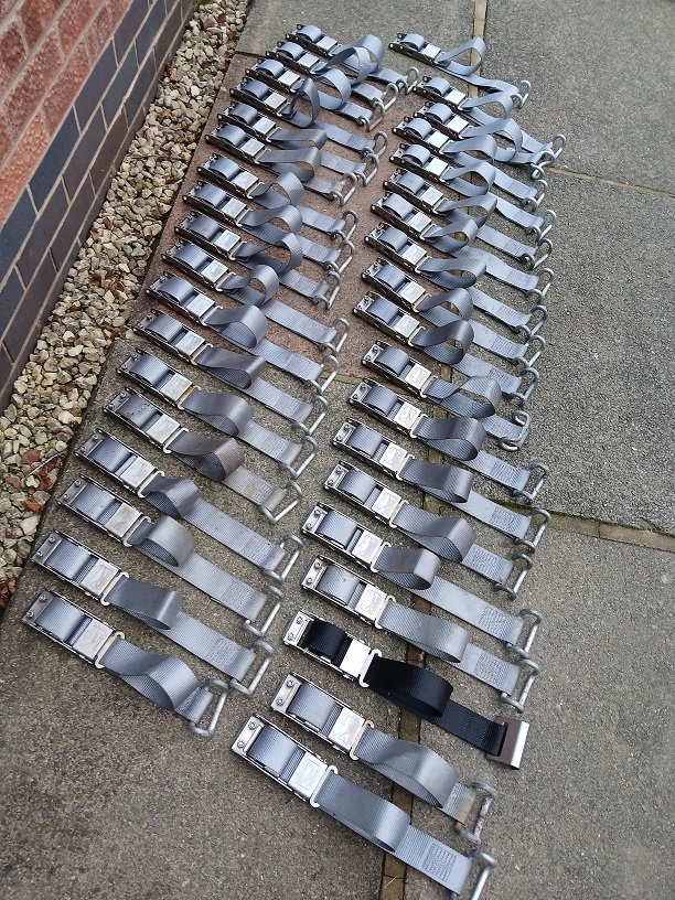 37 of (HGV) curtainsider buckle & strap sets