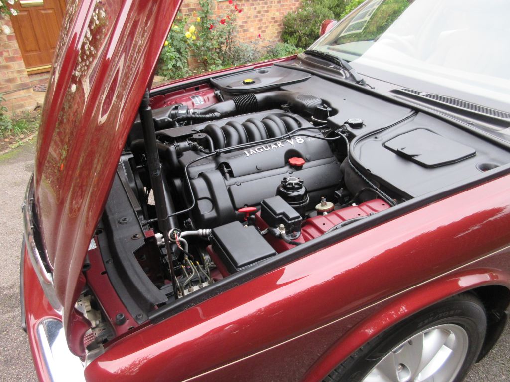 1998 Jaguar XJ8 (X308)