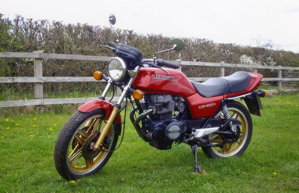 Honda 400 Superdream