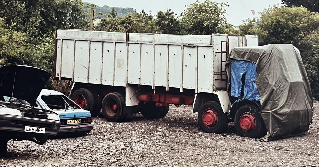 8 Wheel Atkinson Tipper