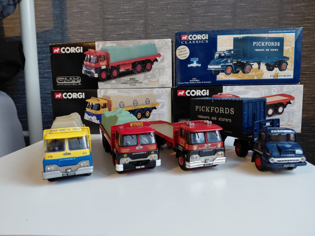 Corgi trucks +4
