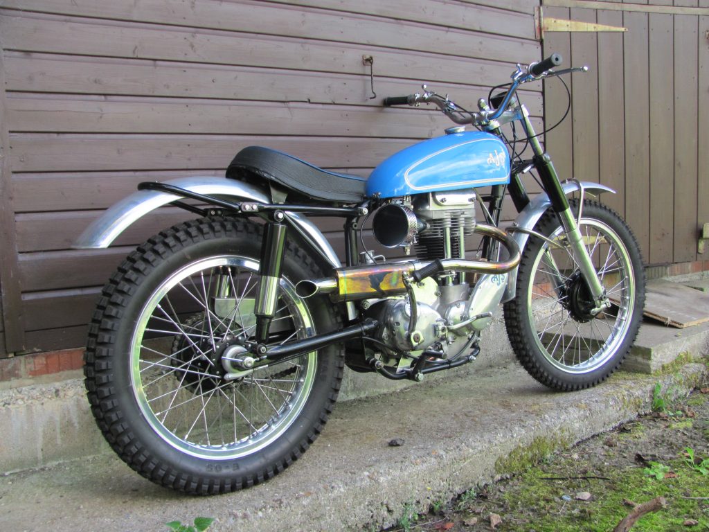 AJS 16c replica of Gordon Jacksons Scottish winning bike.
