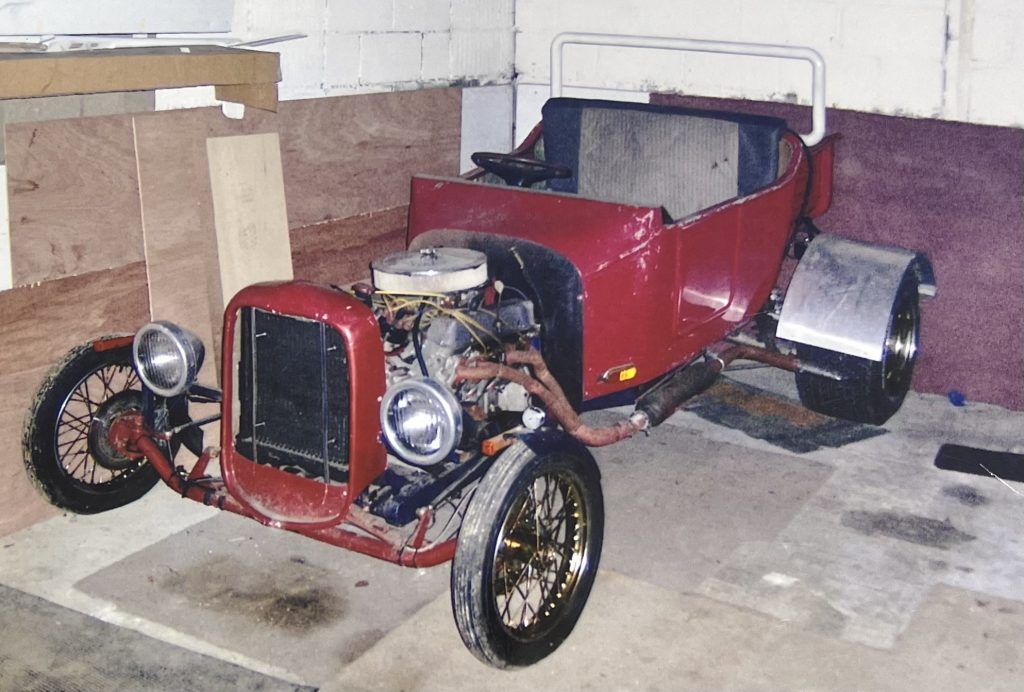 Jago Bodied T Bucket