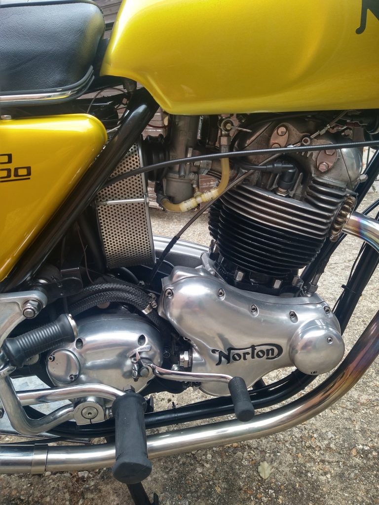 Norton Commando MKV 750 Roadster