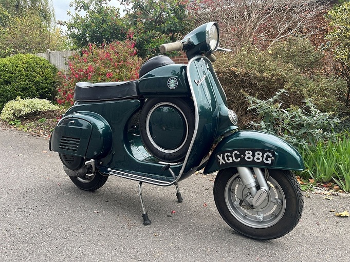 Genuine 1968 Vespa SS90 (supersprint)