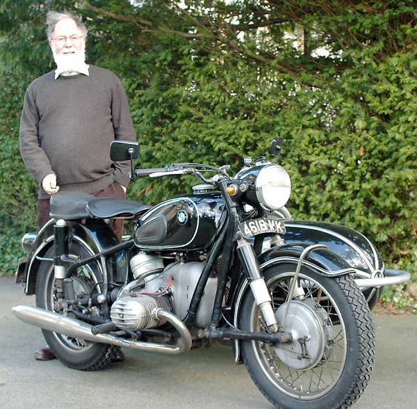 BMW R60 plus Steib chair