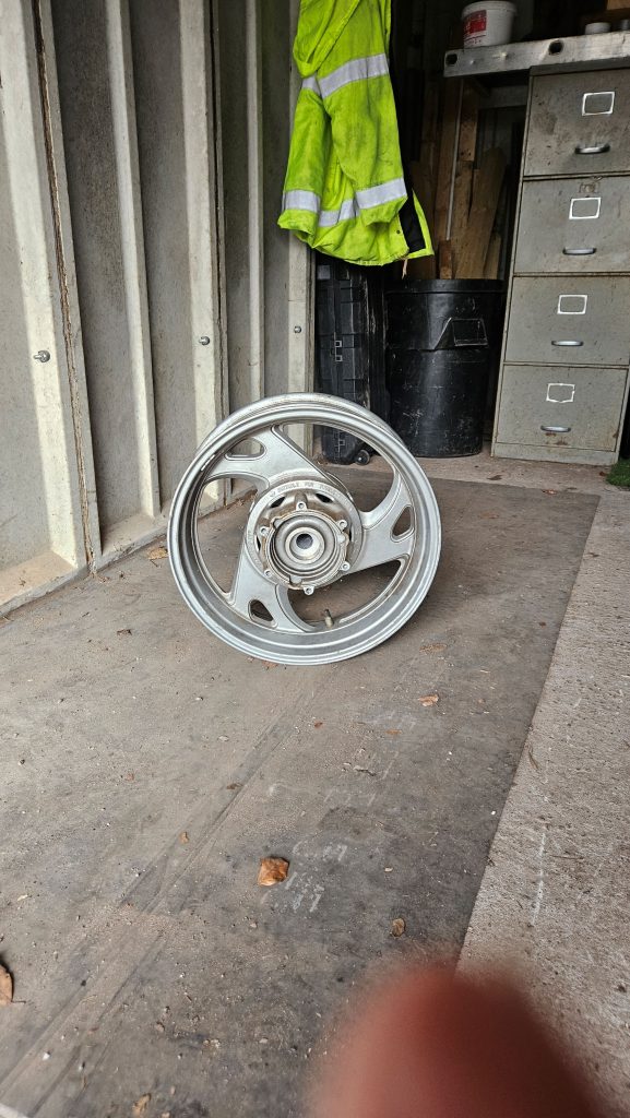 Yamaha GTS1000 non ABS rear wheel