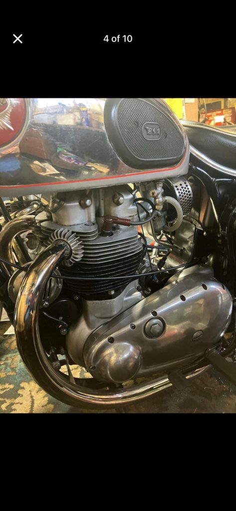 BSA A10 Super Rocket 650cc