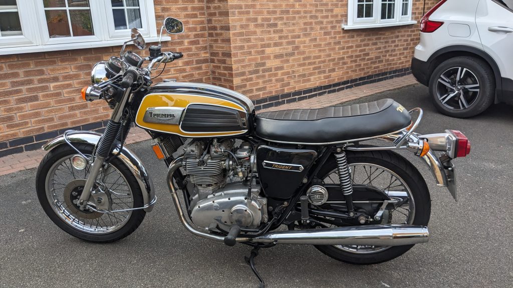 Triumph Trident T150V