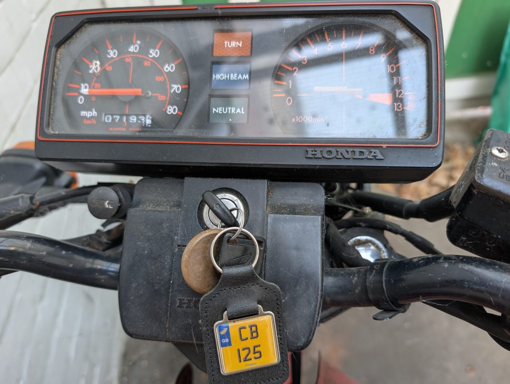 Honda CB125 TDC Superdream