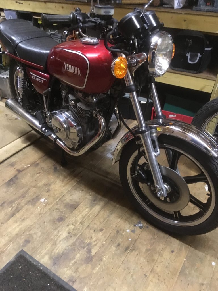 Yamaha XS250
