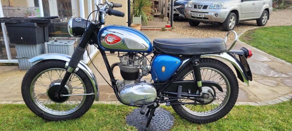 BSA SS90 350cc - U.S. Sports Model
