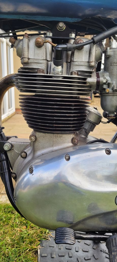 BSA SS90 350cc - U.S. Sports Model