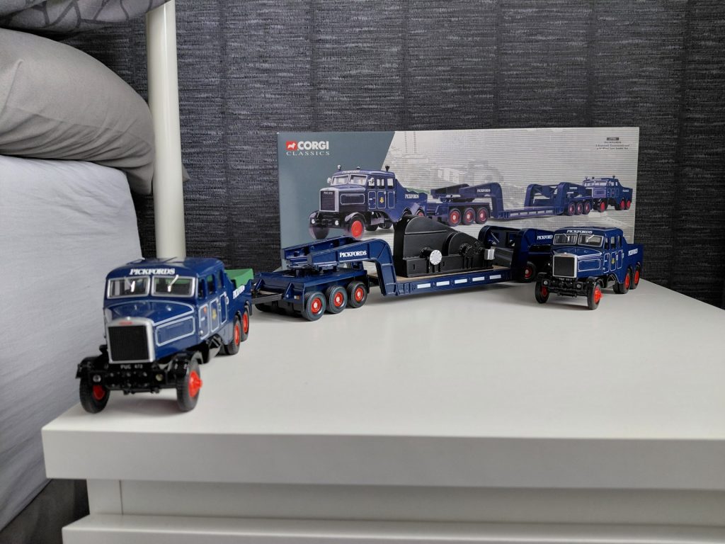 Corgi Scammell Contractor heavy haulage with generator load