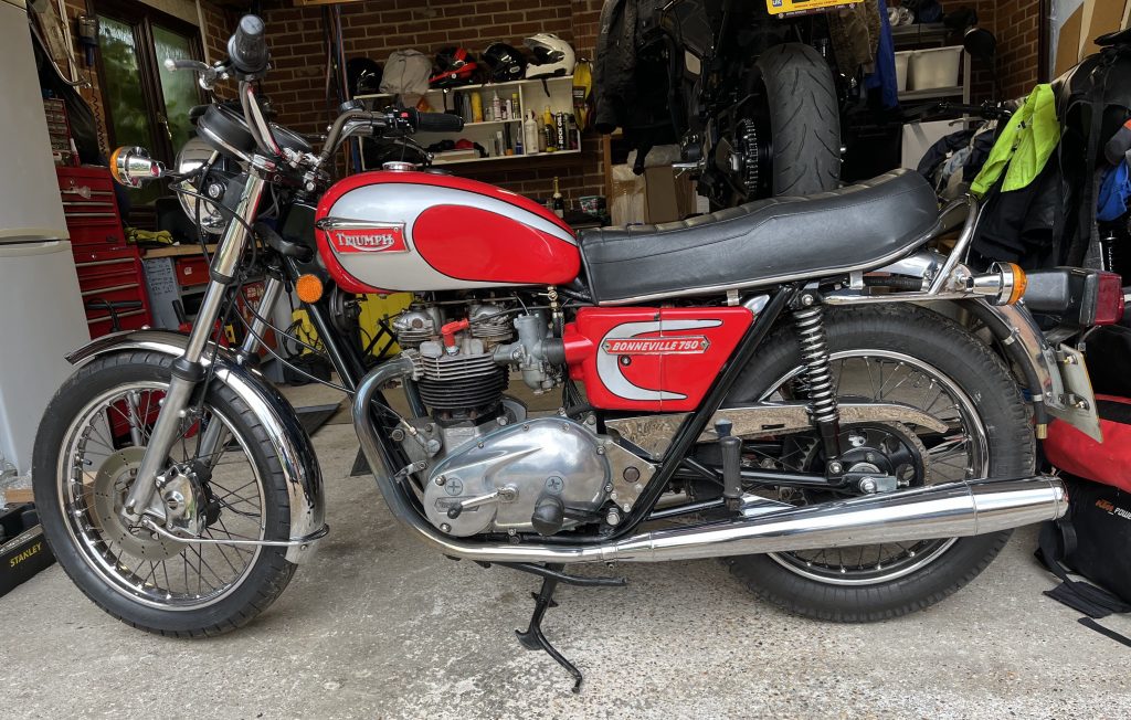Triumph T140V Bonneville