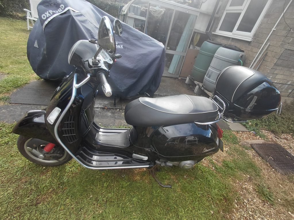 Piaggio Vespa 300 GTS Super ie