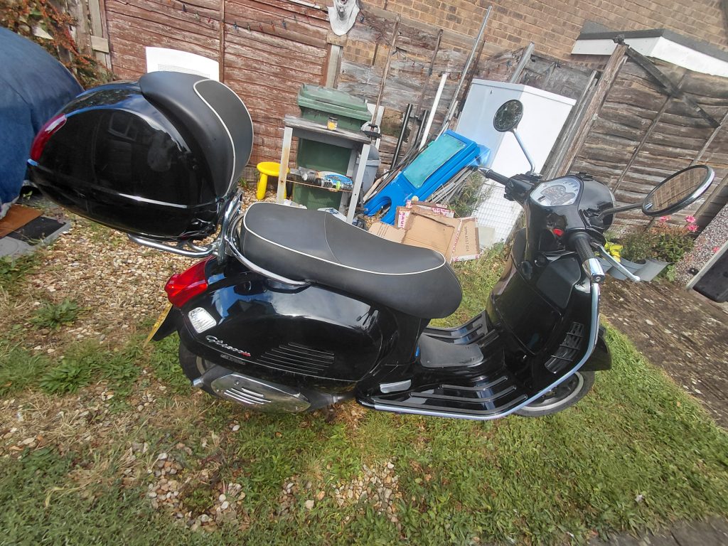 Piaggio Vespa 300 GTS Super ie