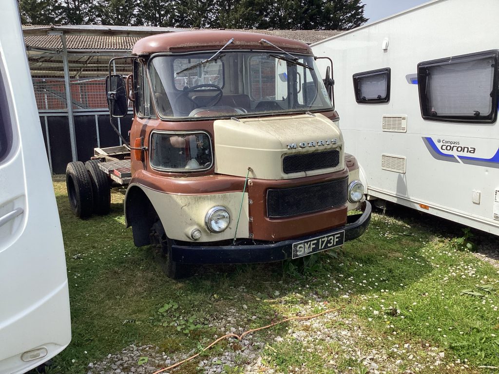 Morris FG 550/FM