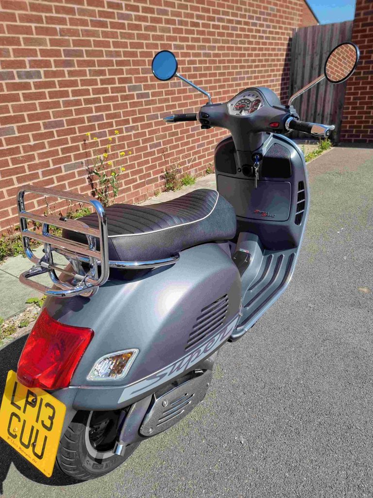 Vespa GTS300S
