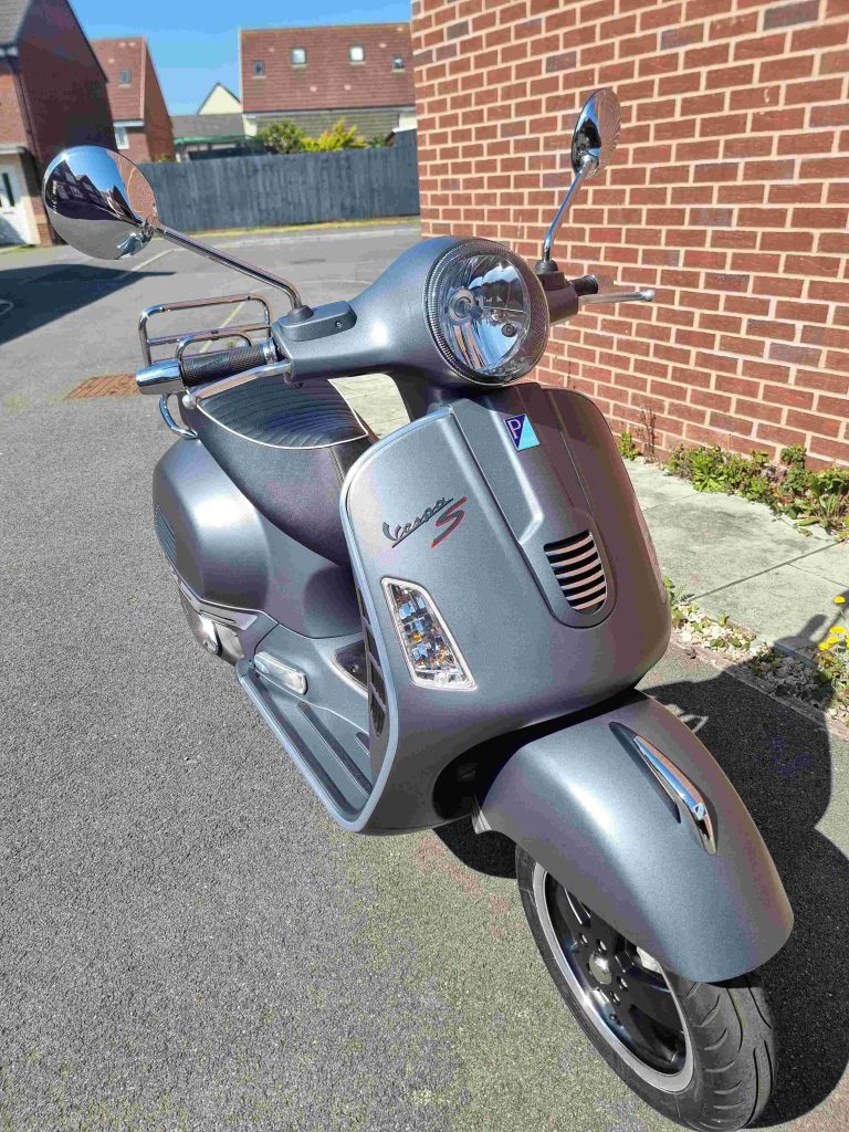 Vespa GTS300S