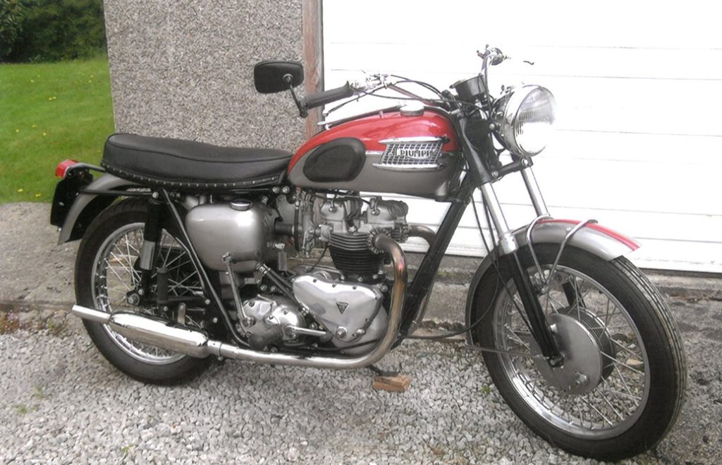 Triumph 650
