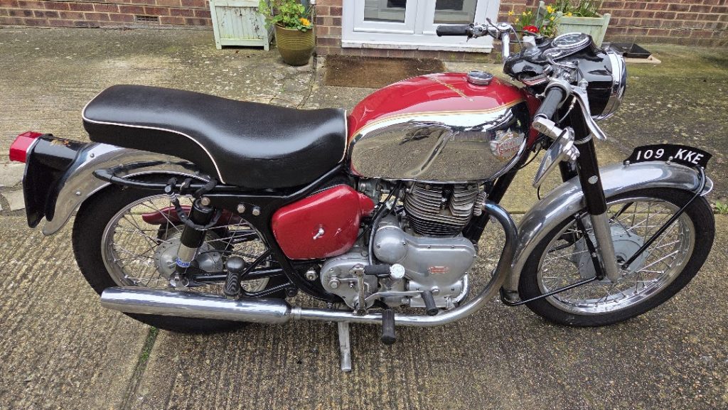 Royal Enfield Constellation 700cc (1960)
