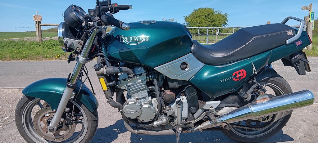 Triumph Trident T300 Hinkley
