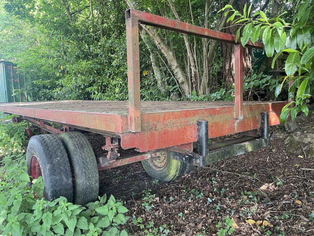 20 foot scammical trailer with bogie