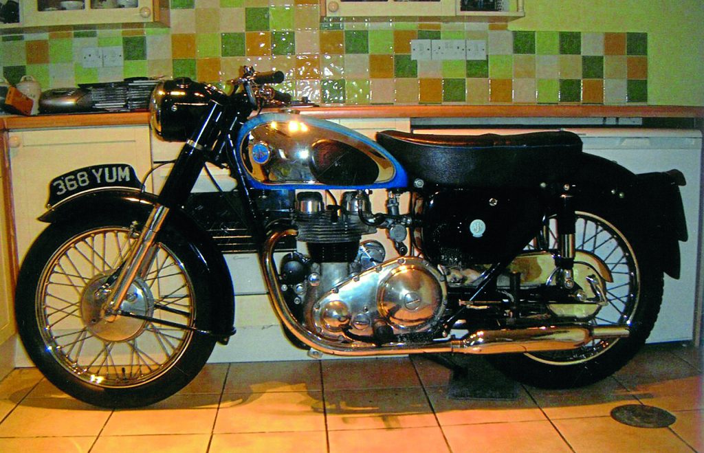 AJS 30