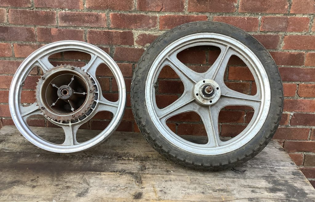 Triumph T140/T150