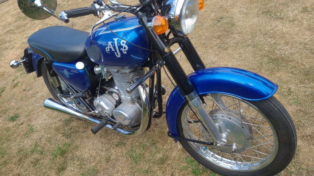 AJS 18 Statesman
