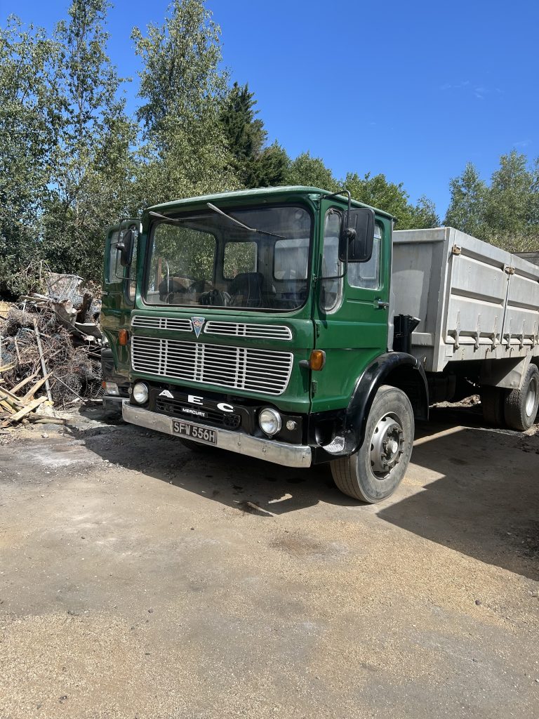 AEC 4X2 bulk tipper