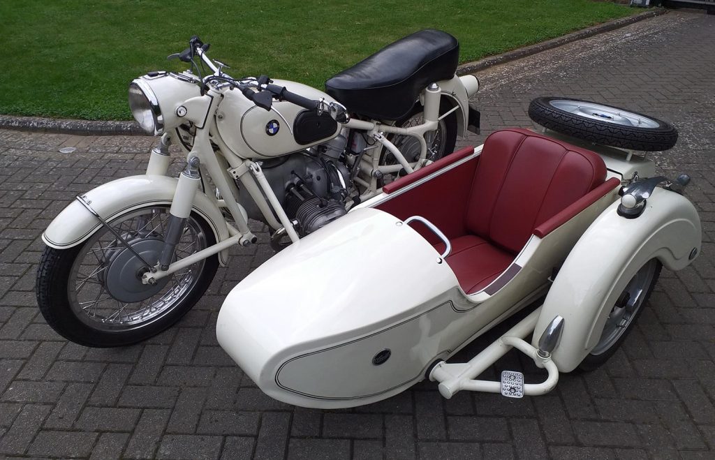 BMW R60/2 combination