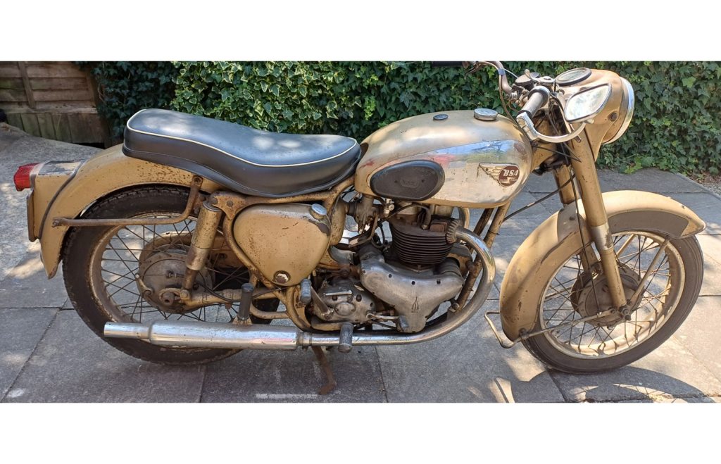 BSA A10 Golden Flash