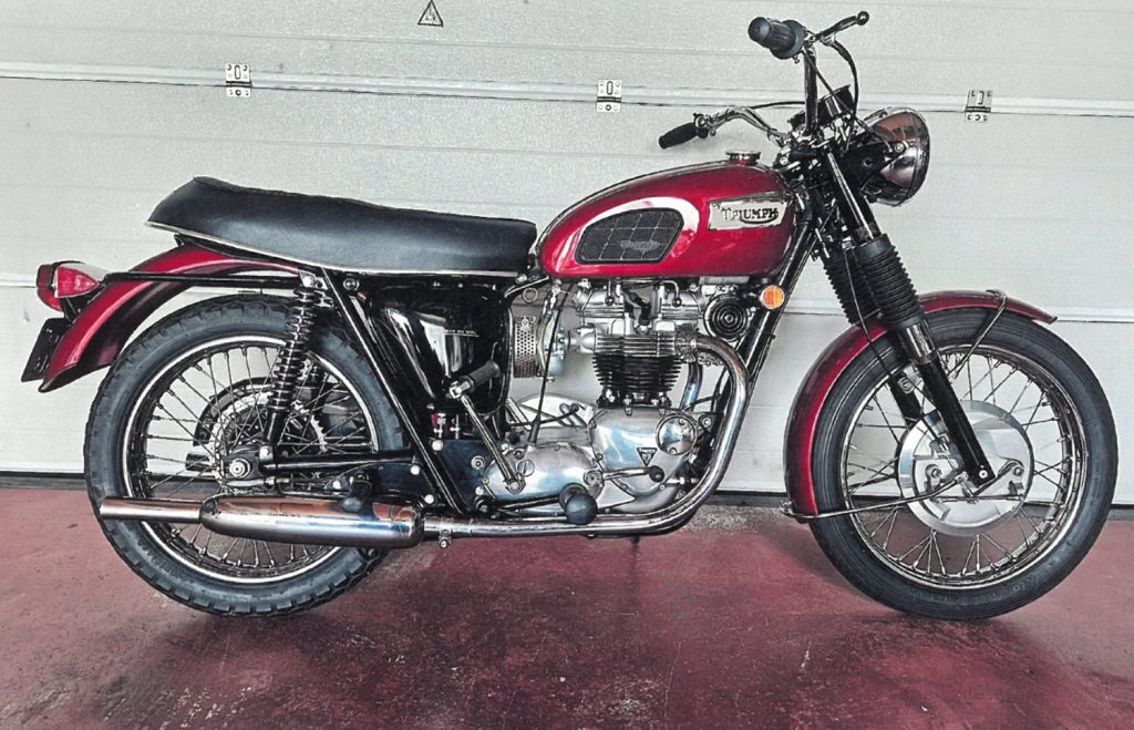 Triumph TR6R