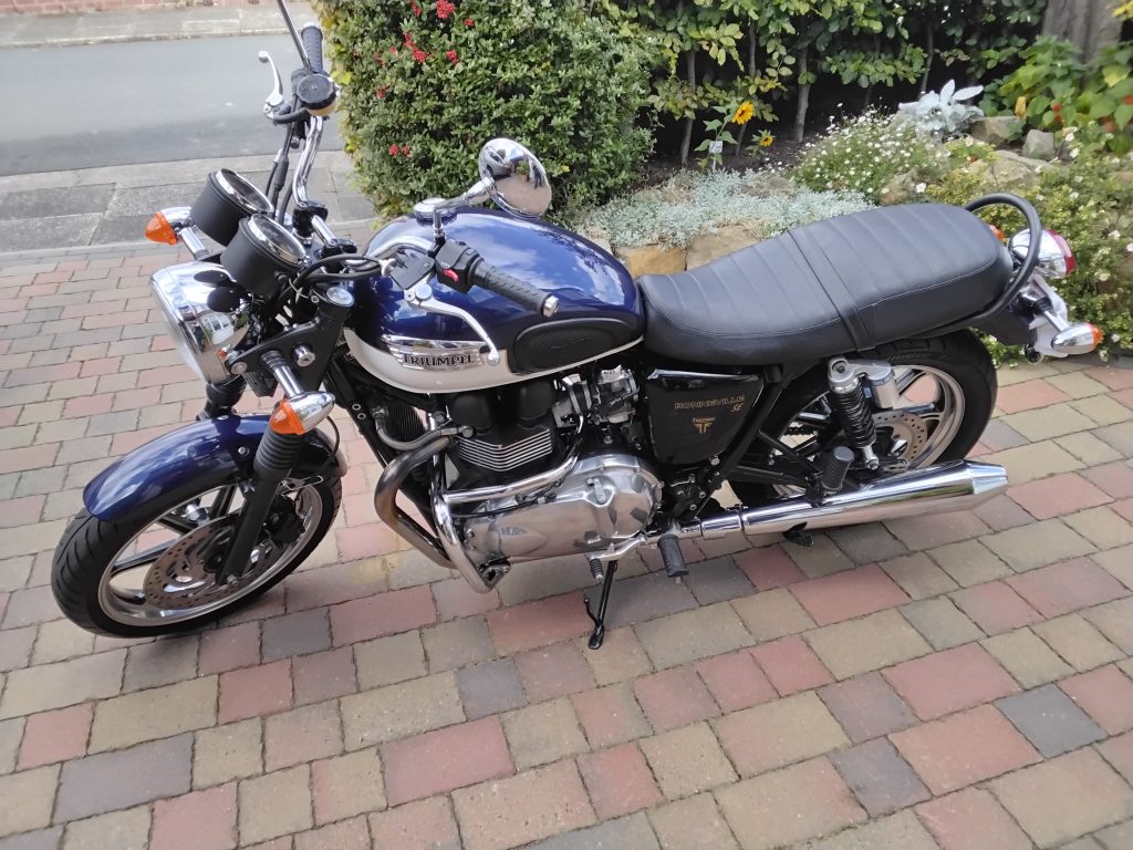 Triumph Bonneville 865 SE