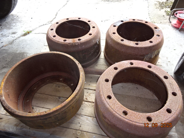Brake drums
