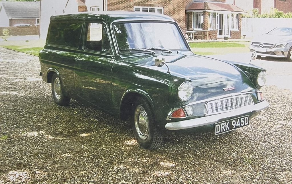 Ford 5 CWT Van