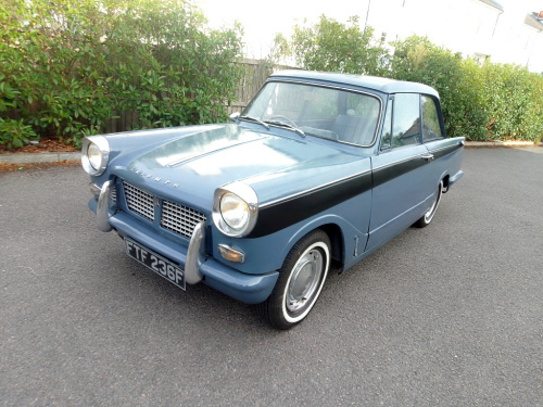 Triumph Herald 1200 Saloon