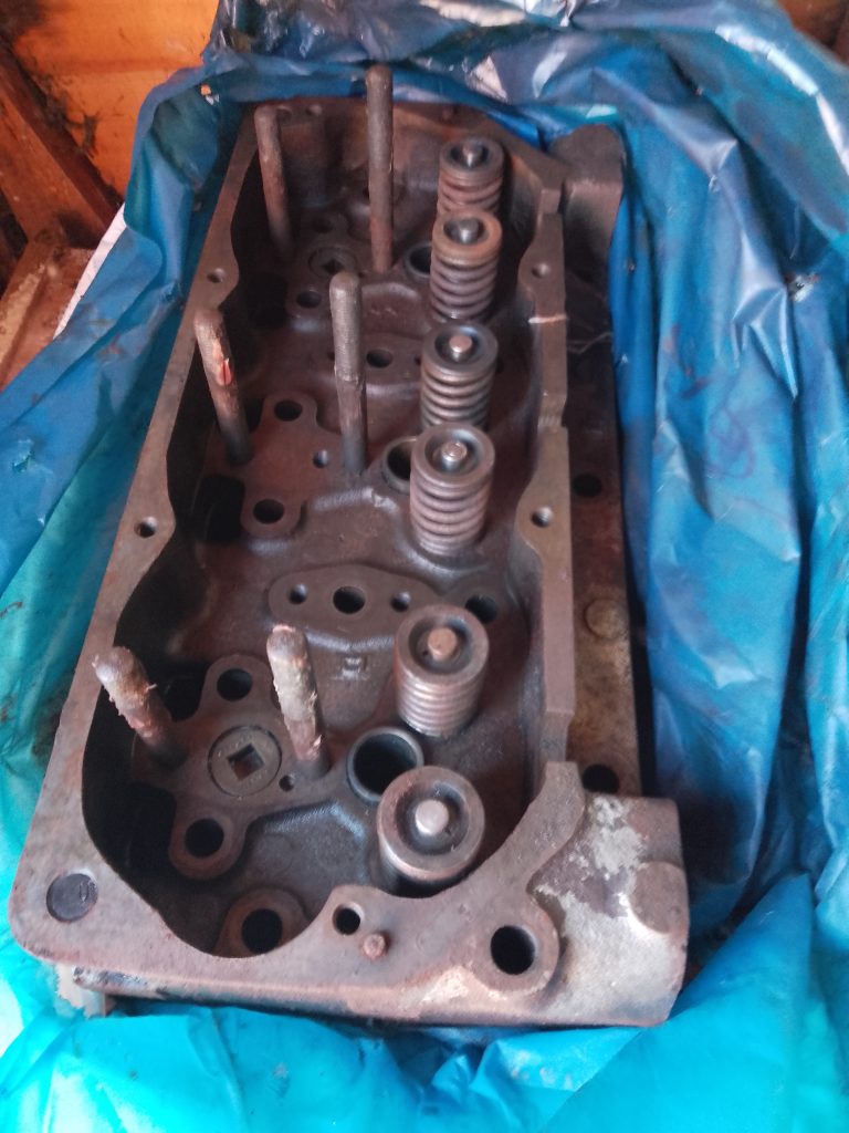 Leyland 680 engine Cylinder Heads