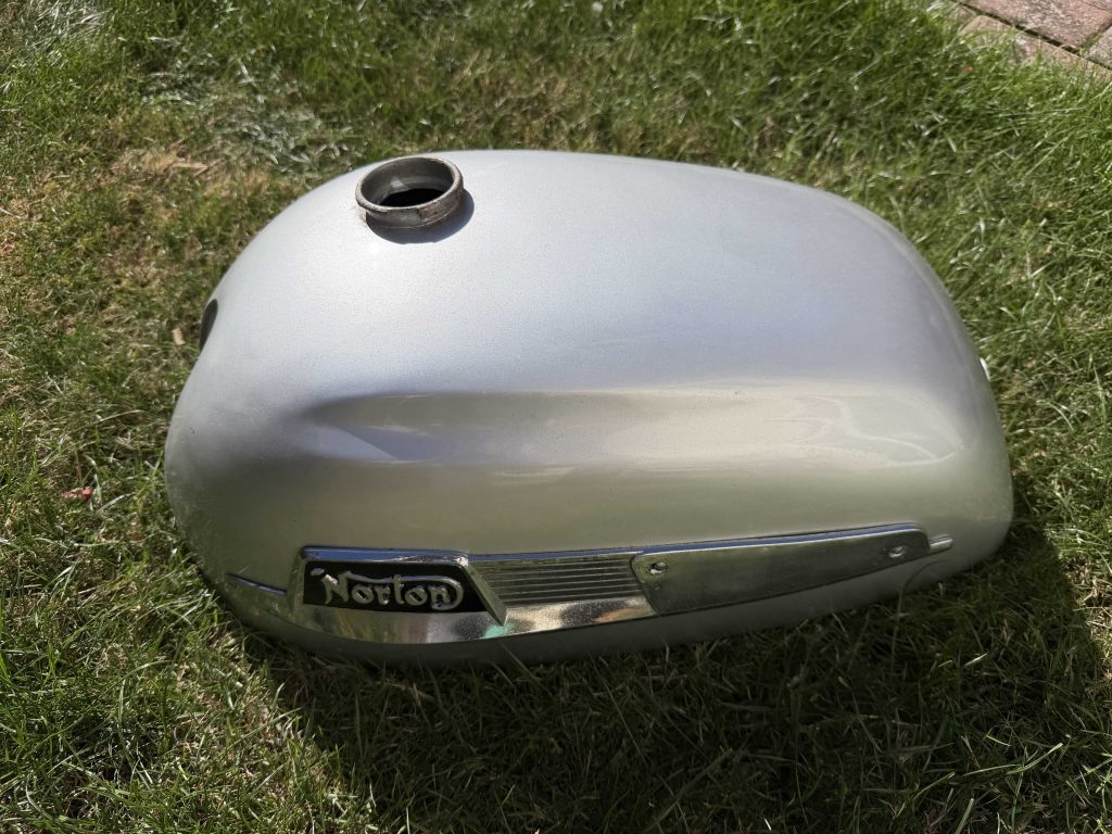 Norton Dominator Slimline Petrol Tank + Stainless Mudguards